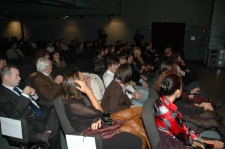 Il pubblico nella sala  del Teatro Miela